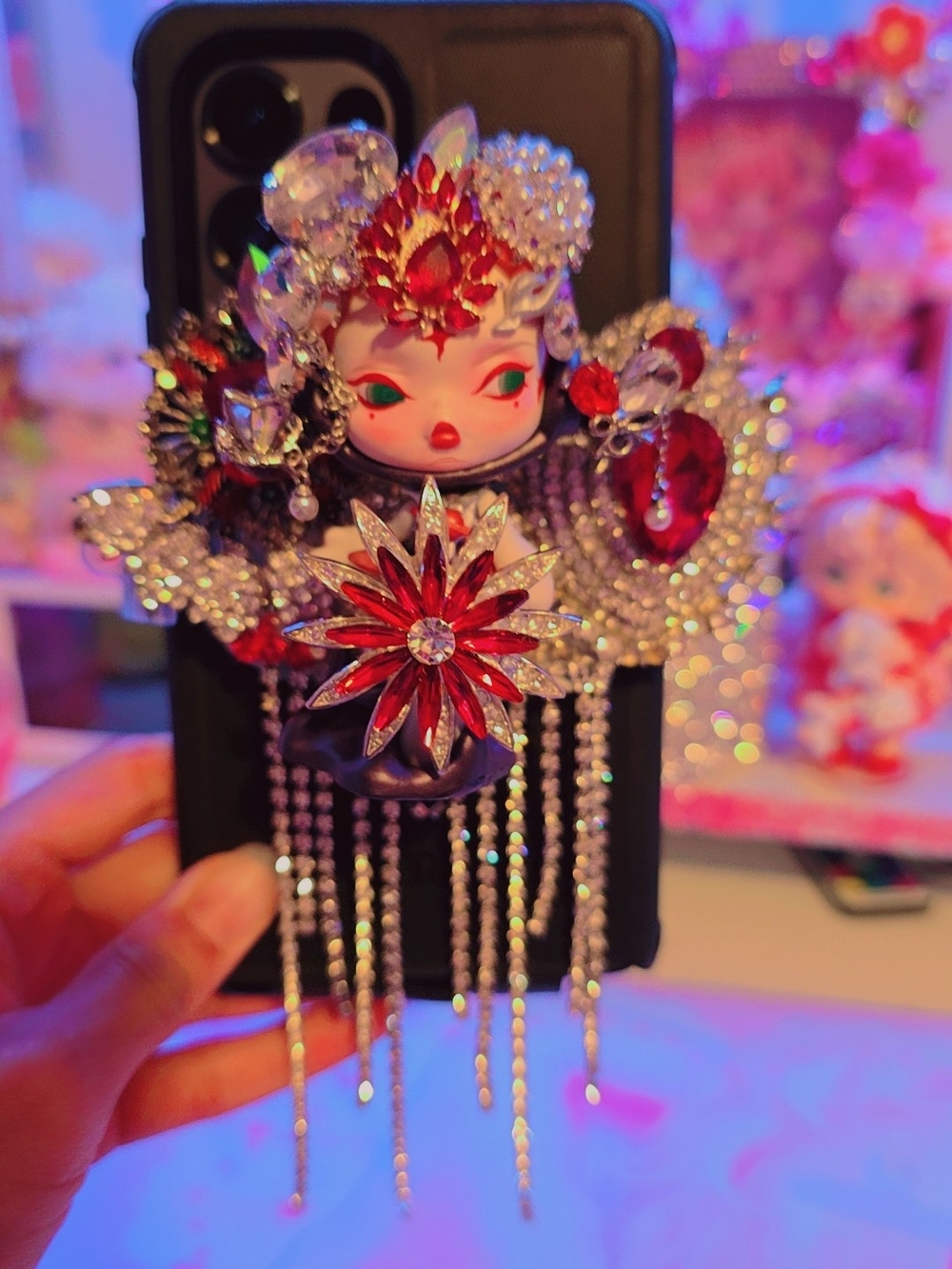 Ornate Red & Silver Sp Phone Clip